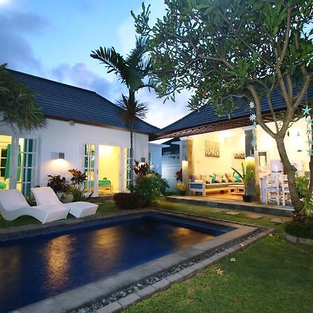 Villa Alam Biru II Sanur Habitación foto